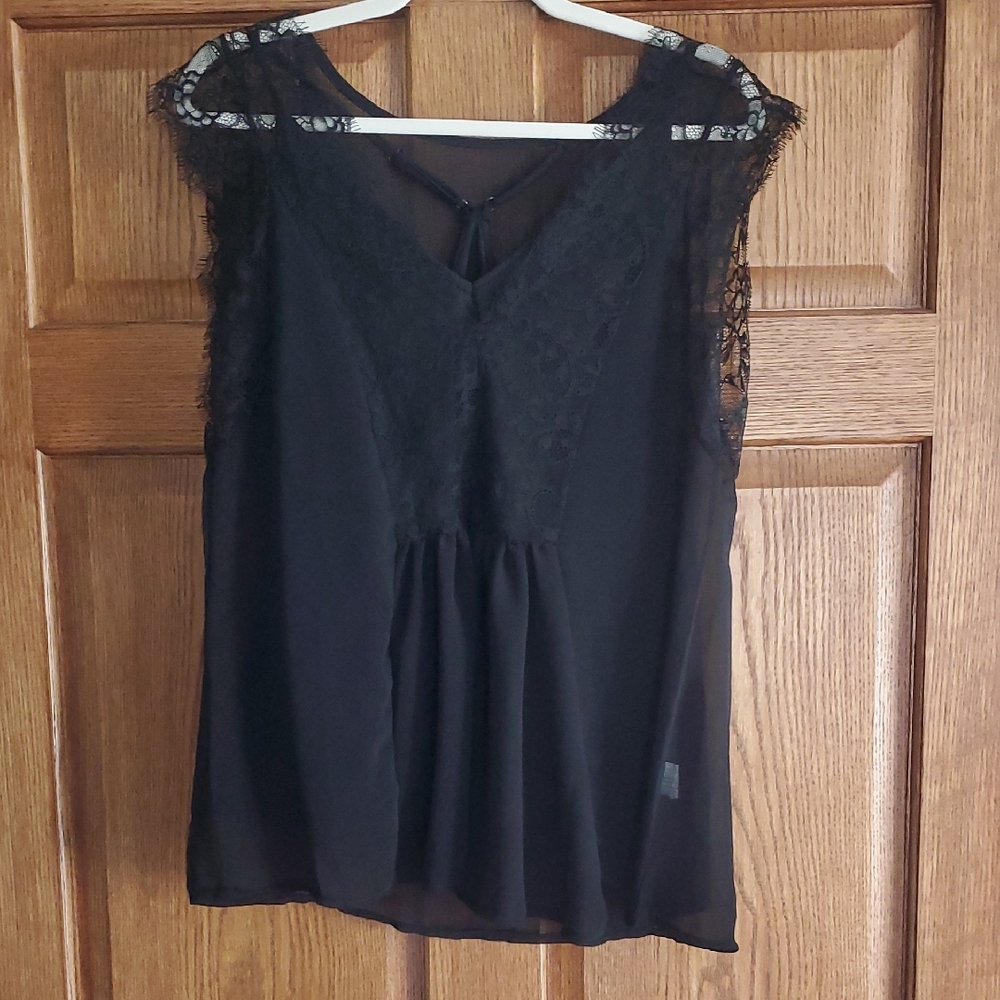 Elegant Black Lace Women's Top
